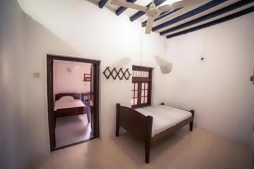 Karibu Inn